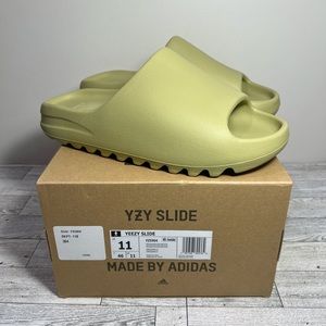 Adidas Yeezy Slide ‘Resin’ Men’s Size 11 BRAND NEW NWT